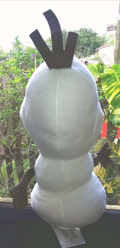 Disney Frozen II - Olaf the Plush Snowman!  32cm.