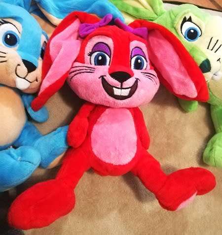 Lotty Red Easter bunny/egg - Migros Frey`s beautiful soft toy.