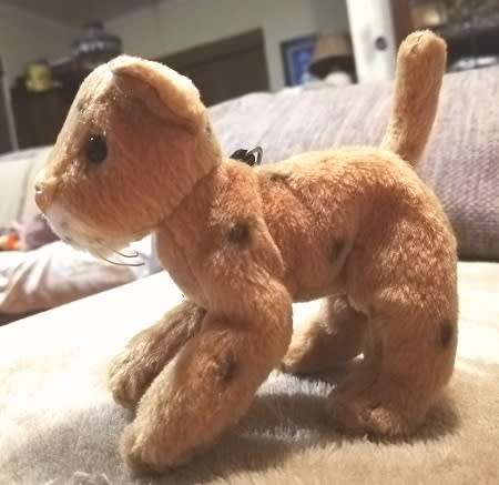 Anna Plush Club.  Cutest little Cheetah Cub keyholder!  12cm.