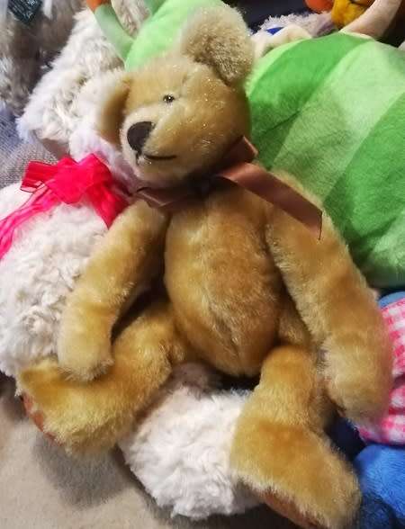 Vintage Russ Berrie Blair Bear. Old Fashioned, Antique Styled Bear! Fully Jointed!