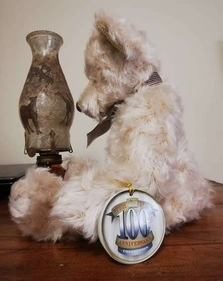 Russ Berrie 100th Anniversary Collection Claridge Bear. Rare! 30cm Sitting Bear.