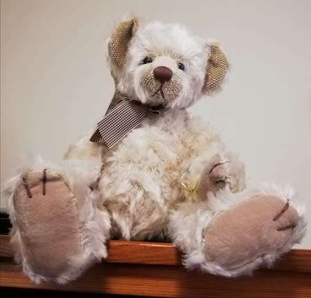Russ Berrie 100th Anniversary Collection Claridge Bear. Rare! 30cm Sitting Bear.