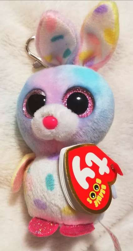 TY Birthday Beanie Boo Bubby. Plush Rabbit Key Clip. Rare Collectable! 13cm.