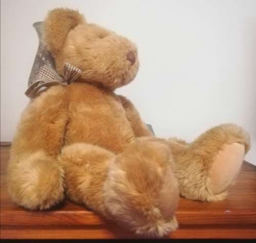 Russ Berrie Thatcher Bear - Item no 23157. Golden Gorgeous Bear! 50cm.