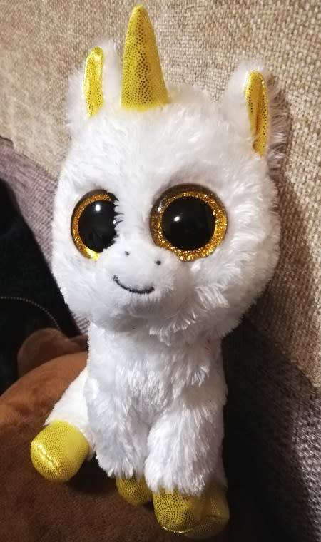TY Silk.  Pegasus Beanie Boo Plush Unicorn.  20cm.