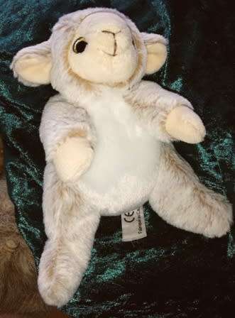 Lucky the little Lamb. A super soft plush Dani Design toy. 18cm.