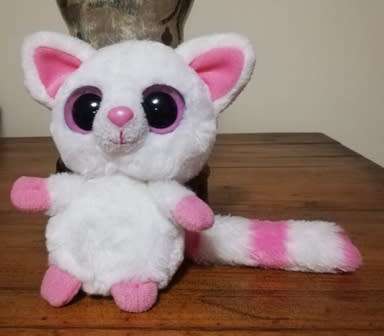 Yoohoo & Friends Pammee the 'Fennec Fox' Beanie Boo Plush Toy. 15cm.