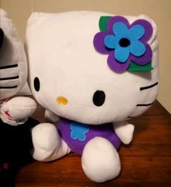 3x Hello Kitty!  Super Plush Gorgeous Toys!  28cm, 30cm and 38cm Tall.