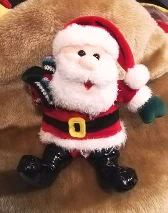 Tesco`s `Chilly and Friends` Santa is coming to town! 22cm.
