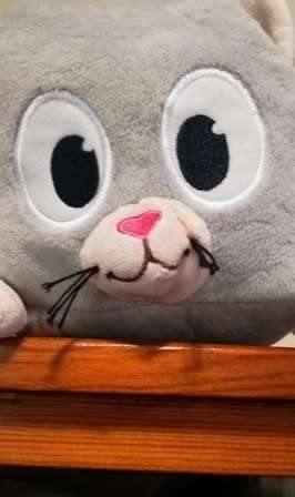 Tom square animal plush pillow/toy. 16cm.