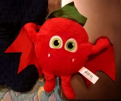 The Misfits Gang.  Dracula the Tomato plush soft toy.  30cm.