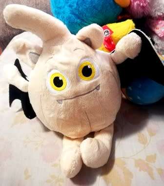 The Misfits Gang.  Guz the Garlic Vampire plush soft toy. 30cm.