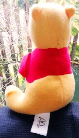 Winnie the POOH finger puppet - Disney & McDonald small toy. 1998.