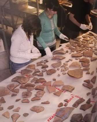 Archaeological Diggings Magazines. Vol 16 No 2 - Apr/May 2009. Australian Publication.