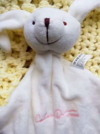 Color Dream White Bunny.  Plush Unisex Baby Comfort/Toy Blanket made by Tarifold.