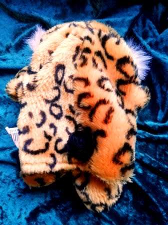 Kenny the Leopard Hand Puppet. 28cm.