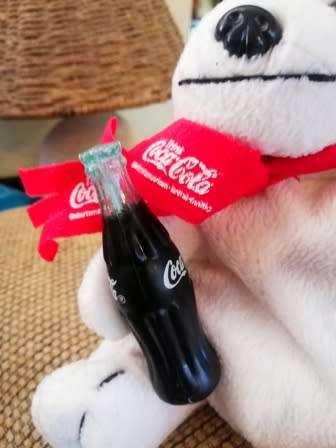 Rare Burger King Coca-Cola Christmas Bear with Scarf, Hat and Coca-Cola Bottle! 15cm.