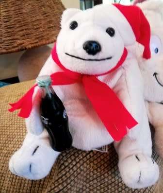 Rare Burger King Coca-Cola Christmas Bear with Scarf, Hat and Coca-Cola Bottle! 15cm.
