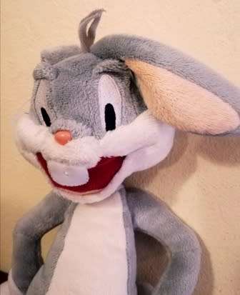 Collector`s Item. Big Floppy Head Looney Tunes Bugs Bunny Plush Soft Toy! 35cm.