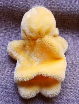 Quack the Duck hand puppet ! 30cm.