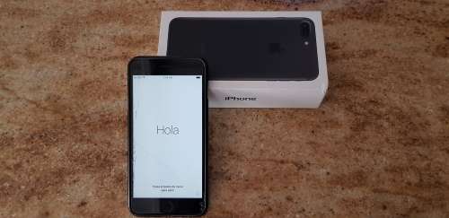 Apple iPhone 7 Plus 32GB LTE - Black - Minor Screen Crack & Phone 100% Working Condition