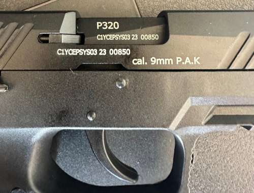Ceonic P320 (Sig Sauer P320 reflica) 9mm Blank/pepper/teargas Gun
