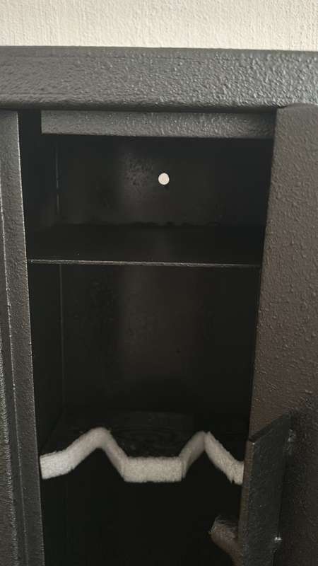 NEW 2 Rifle Safe with shelf for ammunition and a pistol (SABS approved)
