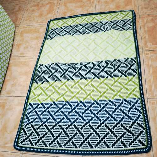 Crochet Acrylic Yarn Green Block Tribal Overlay 130cm x 90cm