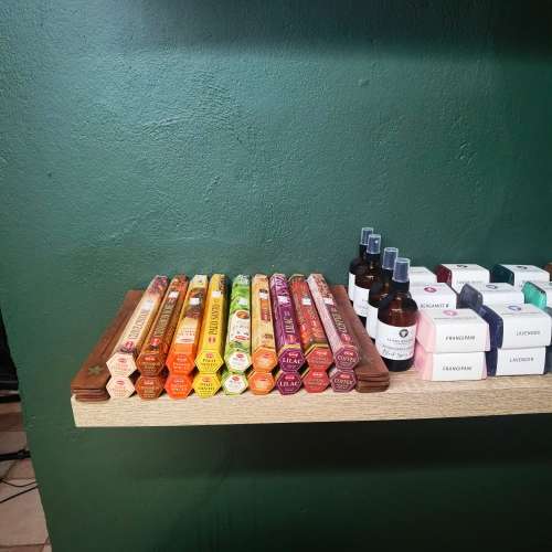 Incense HEM Cinnamon Rose Sticks - 20 per box