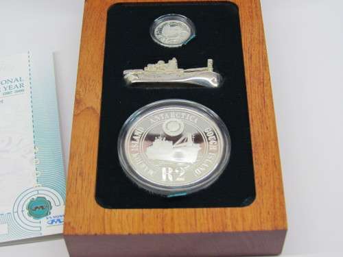 International Polar Year 2007-2008 Combination Set