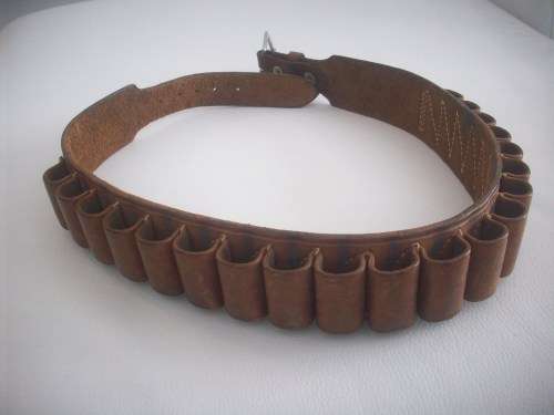 Leather Ammo Belt (shotgun?) - excellent!