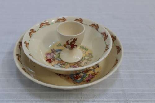Bunnykins - Large bowl, small bowl and eggcup....all for R 200!!