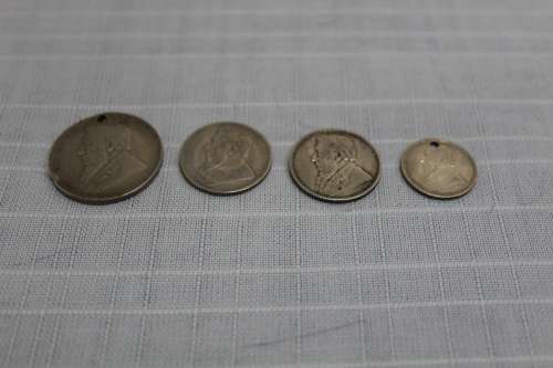 ZAR silver coins x 4 - take all for R 230!!