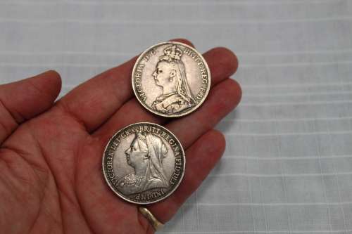 Crowns x 2 - Great Britain - 1889 and 1897......BOTH for R 750!!