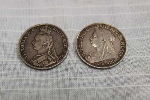 Crowns x 2 - Great Britain - 1889 and 1897......BOTH for R 750!!