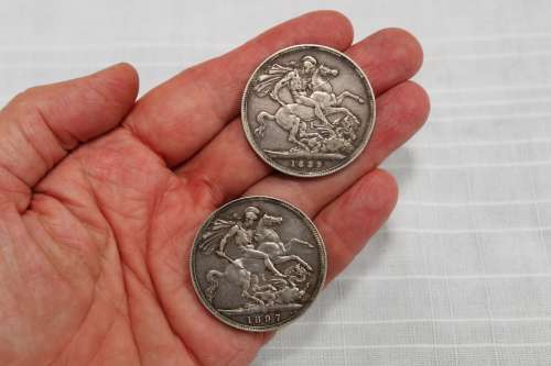 Crowns x 2 - Great Britain - 1889 and 1897......BOTH for R 750!!