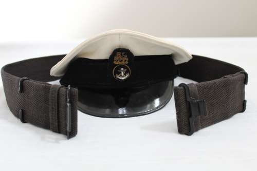 Navy cap and belt - both for R 160!