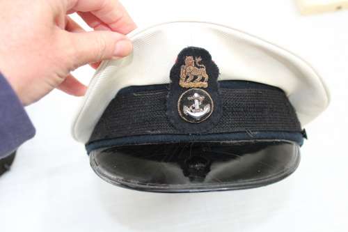 Navy cap and belt - both for R 160!