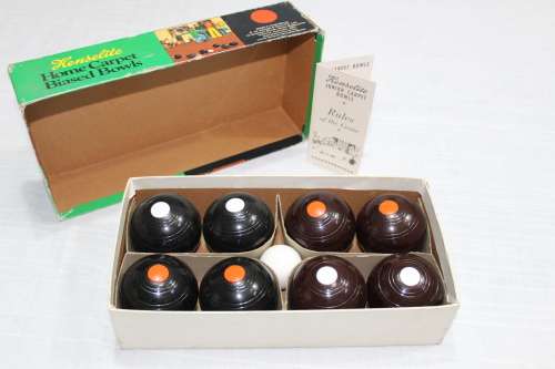 Henselite Carpet Bowls - in box, excellent!
