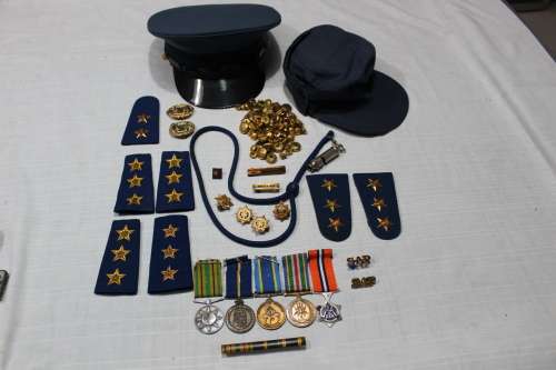 Police Captain - deceased. Take all his stuff for R 1500!!