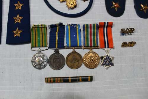 Police Captain - deceased. Take all his stuff for R 1500!!