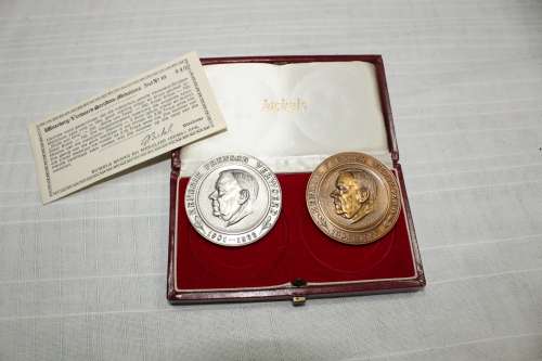 Sterling silver Verwoerd /Strijdom medallion set - only 250 minted!