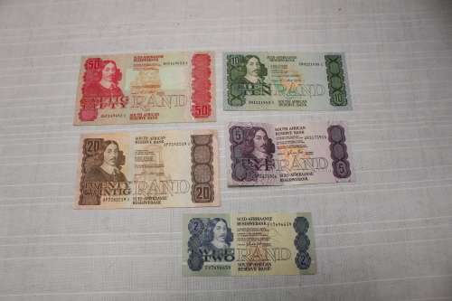Stals and de Kock notes x 5 - R2 to R50
