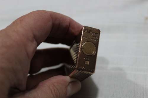 Vintage S. T. Dupont gold plated 20 microns.