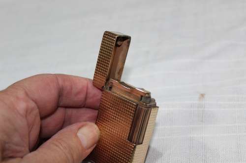 Vintage S. T. Dupont gold plated 20 microns.