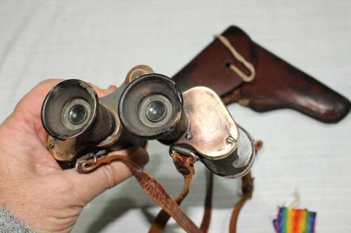 WW1 `bundle` - German, Carl Zeiss Binoculars, Luger holster and a WW1 Victory medal