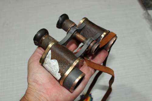 WW1 `bundle` - German, Carl Zeiss Binoculars, Luger holster and a WW1 Victory medal