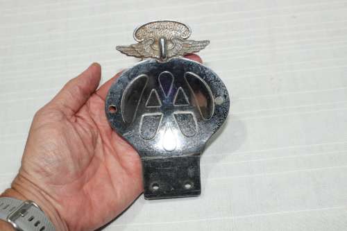 AA car badge 1950/60`s.....REDUCED!