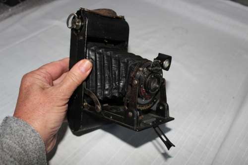 Voigtlander vintage, folding camera - excellent condition!