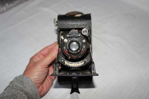 Voigtlander vintage, folding camera - excellent condition!